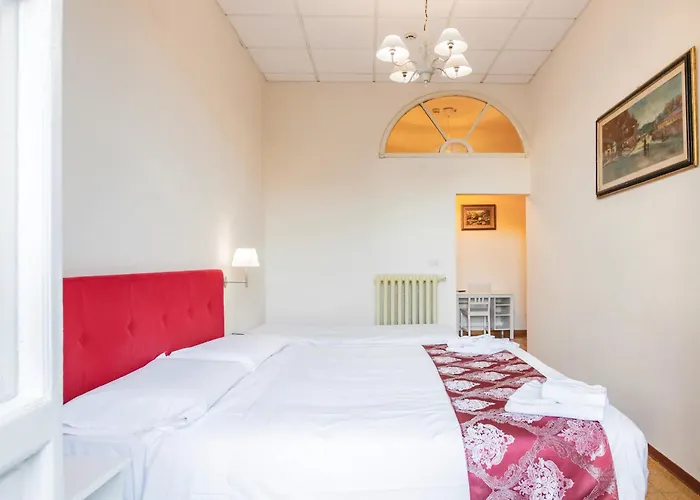 Hotel St. James